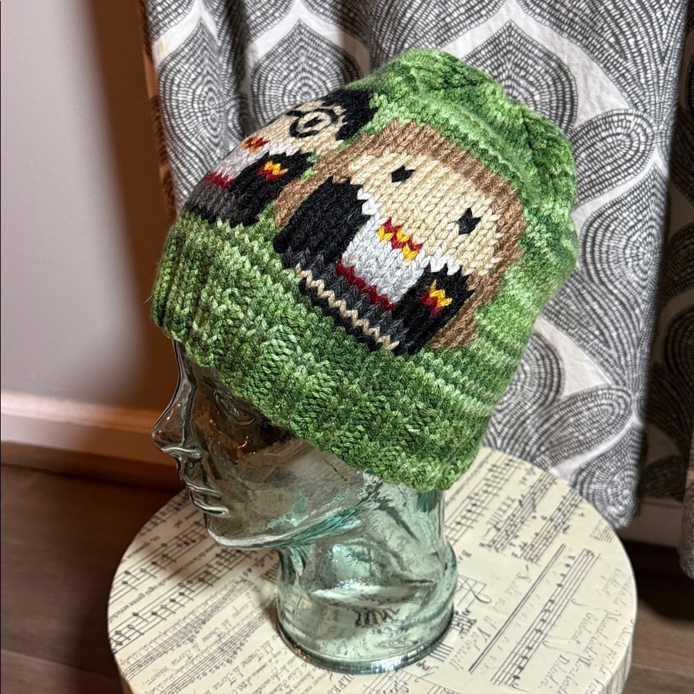 Hand Knit Harry Potter Slightly Slouchy Beanie Adult Size - Picture 2 of 5